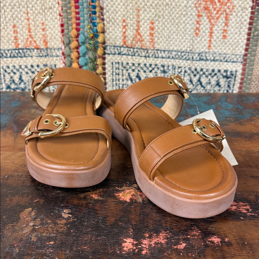 FRYE cognac brown leather sandals. New with tags.